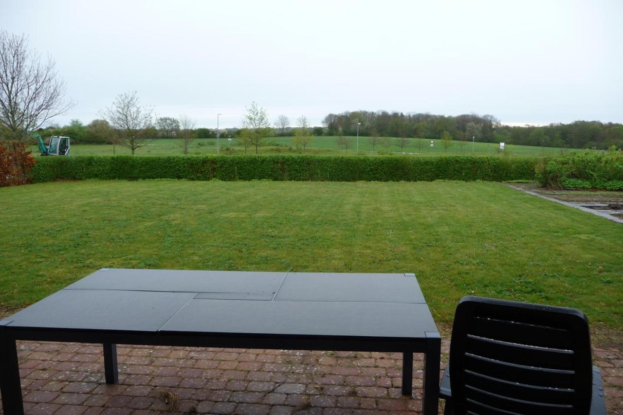 Vaerelse I Augustenborg I Stor Villa エクステリア 写真